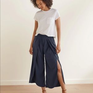 Up West Wide-Leg Surplice Pant - NWOT - Size L